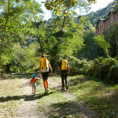 Marche retour canyon en eaux chaude