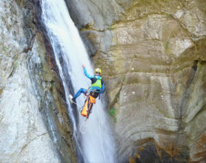Descente en rappel - canyon du Llech