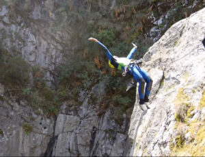 Saut perilleux canyon du Llech